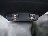 【快適温熱シート】運転席のHighとLowの2段階に温度調節の操作が可能なため、座る人と室内温度にあわせた快適なシート温度が得られます♪