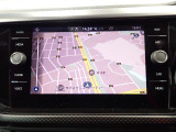 純正ナビです!純正ならではのピッタリと収まった感じが、より一層スタイリッシュな雰囲気を演出してくれます。