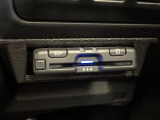 【ETC】有料道路を利用する際に料金所で停止することなく通過できる、ETC車載器(ノンストップ自動料金収受システム機器)が装備されています。セットアップを行うことで利用可能になります。
