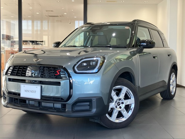 BMW MINI ミニカントリーマン 