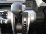 操作性に優れたインパネシフト採用。