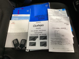 メンテナンスノート【点検整備記録簿・保証書】、取説も揃ってます。スマートキーはバッグなどにしまったままボタン操作でエンジンの始動・停止ができて大変便利です