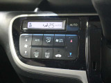 フルオートエアコン装備。