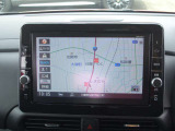 地デジチューナー内蔵の純正メモリーナビが装備されています。