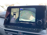 ◆◆◆まるで真上から見ているかのように見えますアラウンドビューモニターです。駐車が苦手な方でもこれでらくらく駐車できますよ。