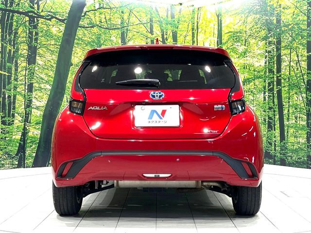トヨタ アクア 1.5 Z の中古車詳細 (51,673km, エモーショナルレッドⅡ