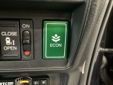 ★ECONスイッチ★ エコドライブを加速しよう!スイッチをONにすると、運転の仕方によるロスを抑え込み燃費をよくするようクルマが頑張ります(*^ー^*)燃費向上にチャレンジ♪
