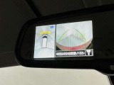 ルームミラーにクリヤーなカメラ映像で後方視界サポート!車両周囲安全確認にも役立つ、アラウンドビューモニター映像 スマート・ルームミラー装備!