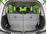 普段のお買い物や通勤、送迎等に十分な荷室スペースを確保しております。セカンドシートを倒すと、大きな荷物の積載も可能です♪