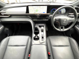 クラウンクロスオーバー 2.5 G アドバンスト レザー パッケージ E-Four 4WD 