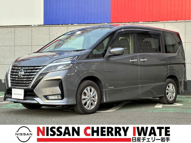 セレナ 2.0 ハイウェイスターV 4WD 