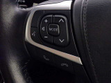 ステアリングスイッチ装備!運転しながら手元でオーディオの操作などができます。