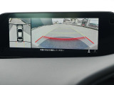 360&deg;ビューモニターを搭載しています。コーナーセンサーと合せてお使いいただくことで、安全、安心にお車の取り回しを行っていただけます。