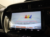 ☆車庫入れなどでバックする際に後方確認ができて便利です。車庫入れが苦手な人もこれで安心。
