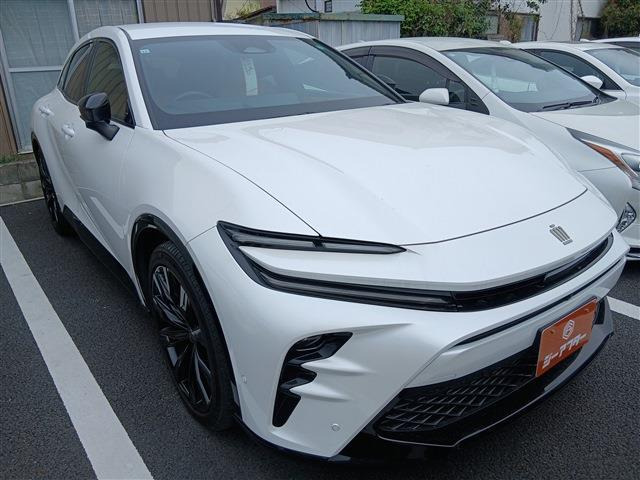 クラウンスポーツ 2.5 Z E-Four 4WD 禁煙車 温冷茶革シート