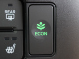 ECONスイッチの効果とあなたの運転で、クルマと力をあわせ「燃費向上=ガソリン代の節約=CO2 削減」のチャレンジをお楽しみください。
