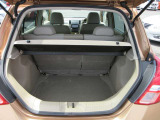 広さと使いやすさを向上させたラゲージスペース。積み下ろしもしやすいお車です!