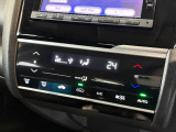 より快適にドライブを過ごして頂ける様に簡単に調整ができるオートエアコンを装備しております!ワンタッチですのでどなたでも簡単に操作できます!室内はこれでいつでも快適に保たれます。