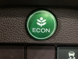 ★ECONスイッチ★ エコドライブを加速しよう!スイッチをONにすると、運転の仕方によるロスを抑え込み燃費をよくするようクルマが頑張ります(*^ー^*)燃費向上にチャレンジ♪