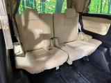 3列目シートはもちろん状態良好☆大人でもゆったりと座って頂けますので、大人数でのお出かけもラクラクです♪ご家族で、気の知れた仲間で、ドライブに行くのが楽しみですね♪