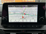 純正のメモリーナビ搭載です。初めての場所でも安心ですね