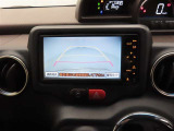 バックモニターを装備しています。車庫入れ時等に車両後方が確認出来るのでとても便利です。