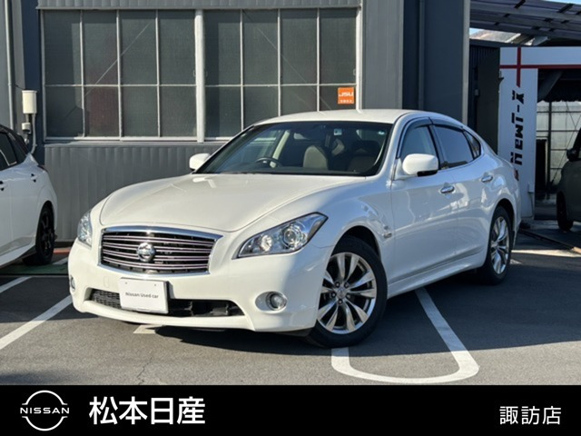 フーガハイブリッド  