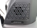 BOSEサウンド完備です。