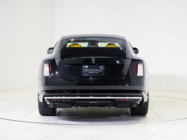 ロールスロイス スペクター の中古車詳細 (3,000km, Black Diamond