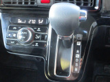 インパネシフト。操作しやすい位置です。