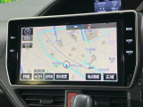 【純正ナビ】人気の純正ナビを装備しております。ナビの使いやすさはもちろん、オーディオ機能も充実!キャンプや旅行はもちろん、通勤や買い物など普段のドライブも楽しくなるはず♪
