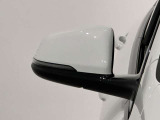ドアミラーに内蔵されているフラッシャーは視認性も良く安全運転に一役買ってます。