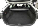 広々としたラゲージスペースを備えています。大きなものや長さのある荷物もしっかりと積み込めます。