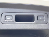 【パワーバックドア】スマートキーや運転席のボタンを押すだけでリアゲートが自動で開閉します!荷物を持っている時や、高い位置にあるバックドアを閉める際に便利な機能です♪