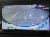 【バックモニター】後ろのカメラの映像をモニターに映し出すことができます!後方の見えない死角や、障害物との距離感をしっかり確認することができます!駐車が苦手な方におすすめです。