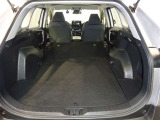 シートを倒すと広々とした荷物スペースに☆