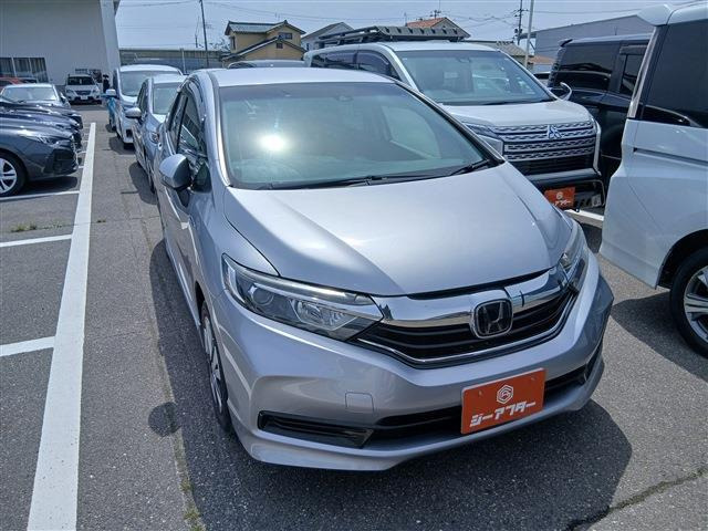 シャトル 1.5 ハイブリッド ホンダセンシング 禁煙車 社外ナビ TV視聴