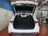 ラゲッジスペースは、日常において充分な広さを確保☆開口部も広く、積み下ろしもラクラクです♪♪