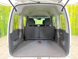 普段のお買い物や通勤、送迎等に十分な荷室スペースを確保しております。セカンドシートを倒すと、大きな荷物の積載も可能です♪