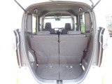 ◆定員乗車時のカーゴルームです。普段のお買い物の荷物やたくさんの収納が可能です。