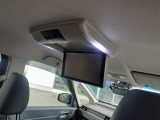 後席モニターが付いてますますので後席の方はTVやDVD鑑賞が楽しめます。?