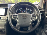 【純正革巻きステアリング】上質な革を使用することで、手にしっかり馴染みとても運転しやすいハンドルです♪