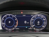 デジタルメータークラスター搭載。各種データが表示されます。