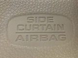 サイドエアバック、サイドカーテンエアバックもついていて万が一の時でも安全性が高くなっています。