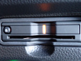 ■【ETC車載器】が装備されています。セットアップをしてお渡しとなり、ETCカードを差し込むだけで高速道路の利用が可能です。