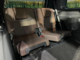 3列目シートはもちろん状態良好☆大人でもゆったりと座って頂けますので、大人数でのお出かけもラクラクです♪ご家族で、気の知れた仲間で、ドライブに行くのが楽しみですね♪