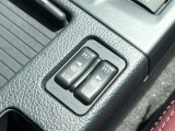 【シートヒーター】寒い日に重宝するシートヒーター!エアコンより早く温まってくれるので寒がりの人も安心ですね♪エアコンの温風は乾燥するから苦手、という方にもをおすすめです。