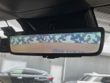 【デジタルインナーミラー】後席の大きな荷物や同乗者で後方が確認しづらい時でも安心!カメラが撮影した車両後方の映像をルームミラー内に表示。クリアな視界で状況の確認が可能です!