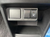 運転席にシートヒーターを装備していますので走行中も快適に過ごしていただけます。