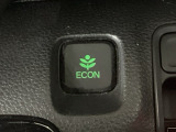 ★ECONスイッチ★ エコドライブを加速しよう!スイッチをONにすると、運転の仕方によるロスを抑え込み燃費をよくするようクルマが頑張ります(*^ー^*)燃費向上にチャレンジ♪
